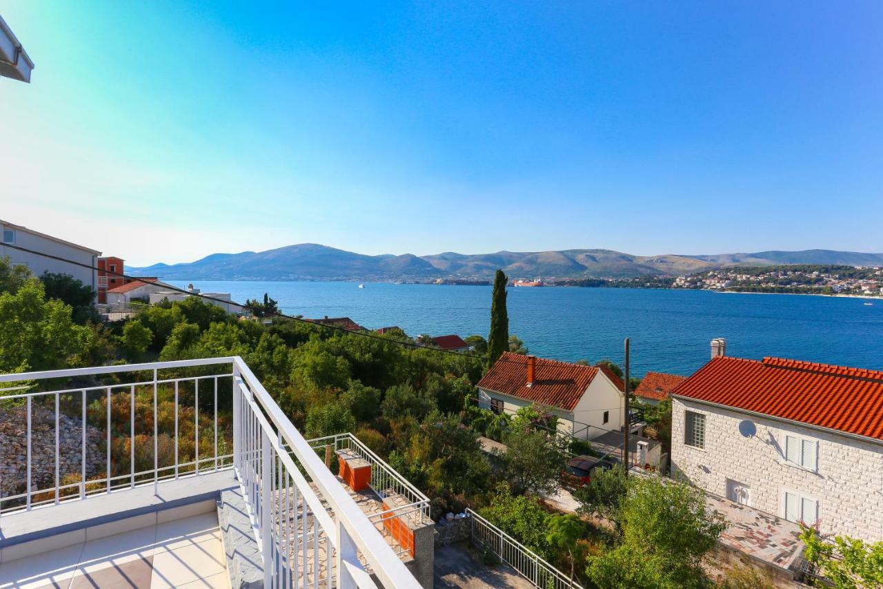 Villa Uno Trogir Eksteriør billede